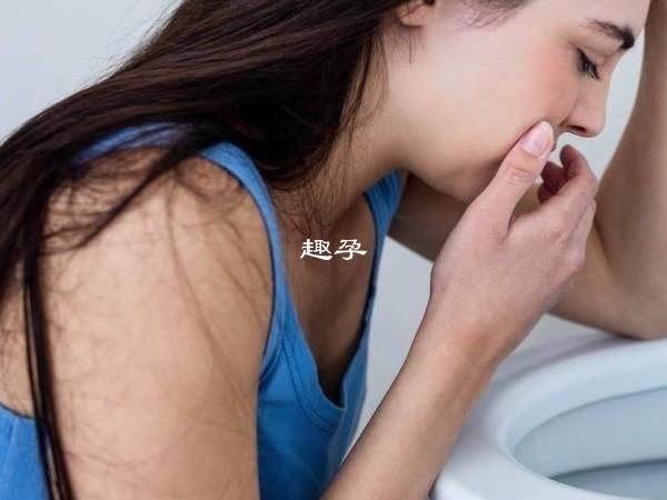 怀双胞胎的的孕妇早期症状比较多