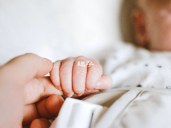 非婚生子女享有與婚生子女同等的權利