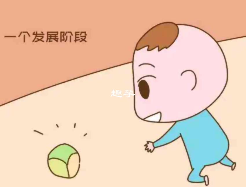 鼓勵寶寶“翻滾”前進