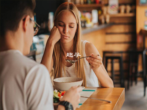 懷孕的女性食慾不振